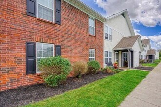 5484 Cedar Springs in Columbus, OH - Building Photo - Building Photo