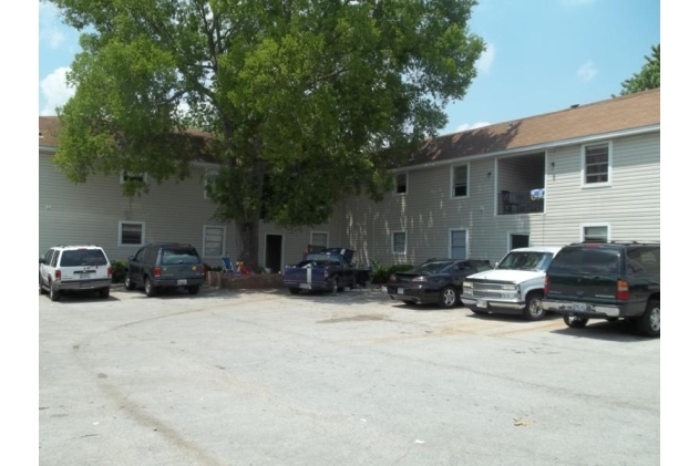 Lynlee Lodge in Huntsville, AL - Building Photo - Building Photo