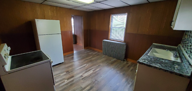 property at 530 Naylor Rd