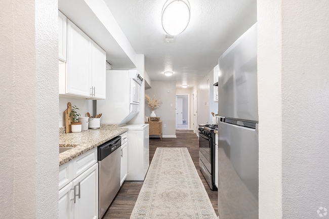 Aubrey Apartments in Petersburg, VA - Building Photo - Building Photo