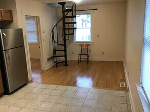 807 Literary Rd in Cleveland, OH - Building Photo - Building Photo