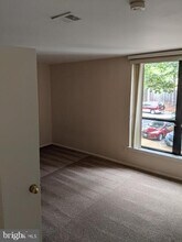 3321 Huntley Square Dr-Unit -B-1 in Temple Hills, MD - Building Photo - Building Photo