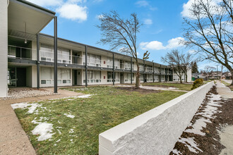 Altitude Apartments East ( Ferndale 28 LLC) in Royal Oak, MI - Building Photo - Building Photo