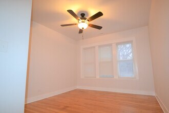 4334 W Lawrence Ave in Chicago, IL - Building Photo - Building Photo
