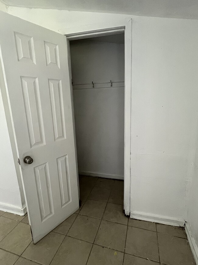 1720 Fairway St in Beaumont, TX - Building Photo - Building Photo