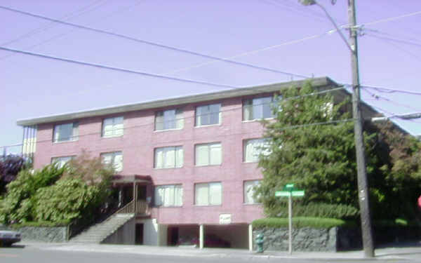 7300 Woodlawn Ave NE in Seattle, WA - Building Photo - Building Photo