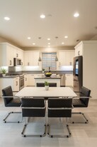 160 Quiet Grv in Irvine, CA - Building Photo