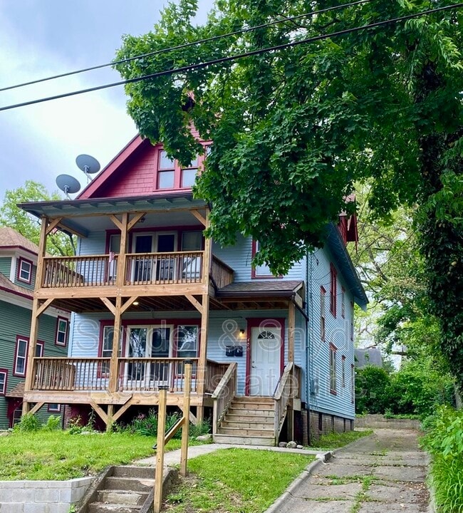 property at 400 Cloverdale Ave