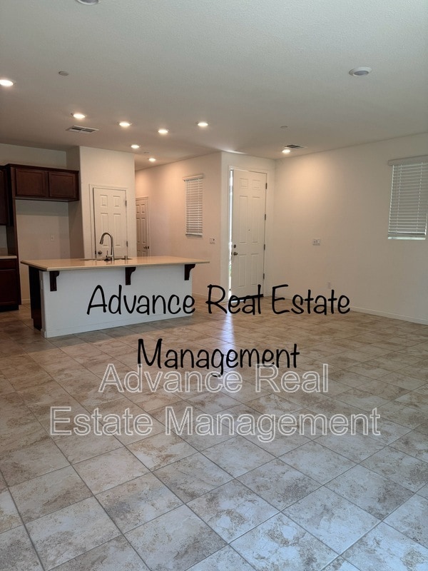 8862 Sheldon Terrace Ln in Elk Grove, CA - Building Photo - Building Photo
