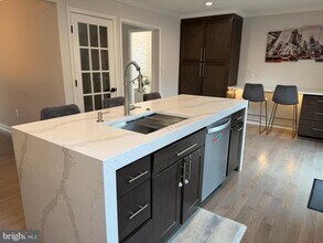 9666 Masterworks Dr in Vienna, VA - Building Photo - Building Photo