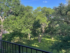 5305 Indio Dr in Austin, TX - Building Photo - Building Photo