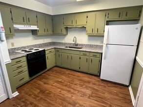 322 Deer Lake Dr, Unit 322 in Nashville, TN - Building Photo - Building Photo