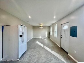 555 Green Lake Rd in Catskill, NY - Building Photo - Building Photo