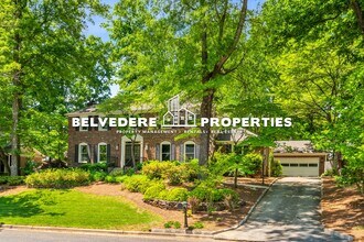 711 Coleridge Dr in Greensboro, NC - Building Photo - Building Photo