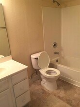 3748 Idlebrook Cir, Unit 102 in Casselberry, FL - Building Photo - Building Photo