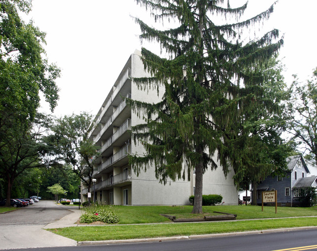 Sauter Place Apartments in Cuyahoga Falls, OH - Building Photo - Building Photo