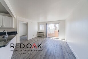 6660 Vineland Ave, Unit 26 in Los Angeles, CA - Building Photo