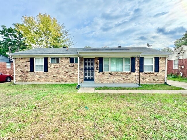 property at 3008 Dearing Rd