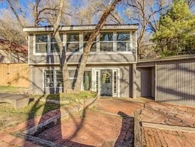 58 E Lakeshore Dr in Ransom Canyon, TX - Building Photo