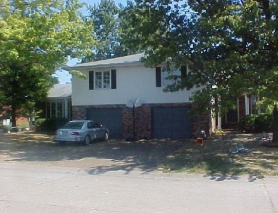 5055-5098 Kenwood Dr in Newburgh, IN - Foto de edificio