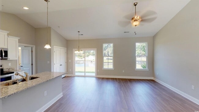 29 Wimbledon Ct in Pawleys Island, SC - Building Photo - Building Photo