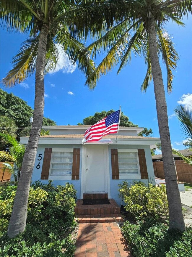 56 SE 3rd Ave in Deerfield Beach, FL - Building Photo - Building Photo