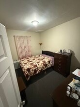 93 Malcolm Ave in Garfield, NJ - Building Photo - Building Photo