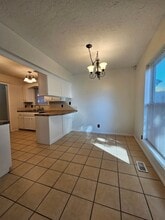 2006 Oakmeadows Dr in Norman, OK - Building Photo - Building Photo