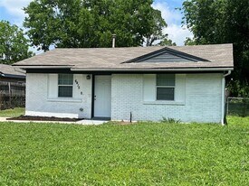6415 Godfrey Ave in Dallas, TX - Building Photo