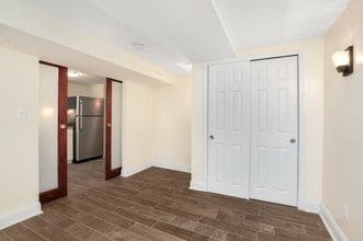 35 V St NE, Unit B in Washington, DC - Foto de edificio - Building Photo