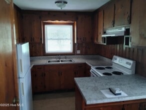 2125 Dawson Cabin Rd in Jacksonville, NC - Building Photo - Building Photo