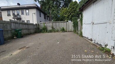 3515 Grand Ave S in Minneapolis, MN - Building Photo - Building Photo
