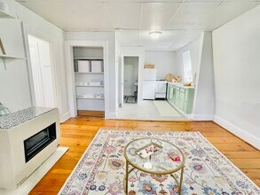 14 Auburn St in Worcester, MA - Building Photo - Building Photo