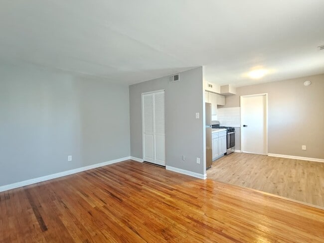 property at 7108 Oxford Ave