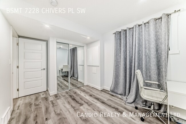 7228 Chivers Pl SW in Edmonton, AB - Building Photo - Building Photo