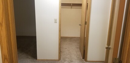 9700-9718-9718 SW North Dakota St in Tigard, OR - Building Photo - Building Photo