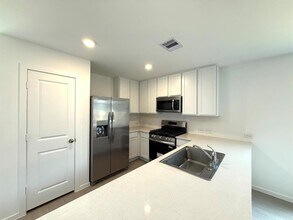 12419 Lady Slipper Rd in Houston, TX - Building Photo - Building Photo