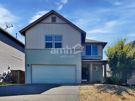 9944 Terra Glenn Street Southeast in Yelm, WA - Building Photo