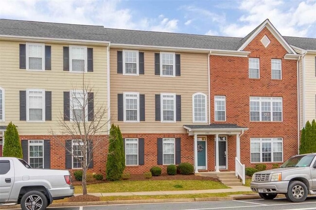 property at 1374 Timberwood Blvd