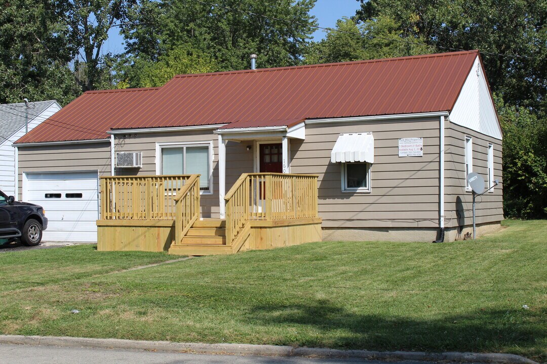 1604 N New York Ave in Muncie, IN - Foto de edificio