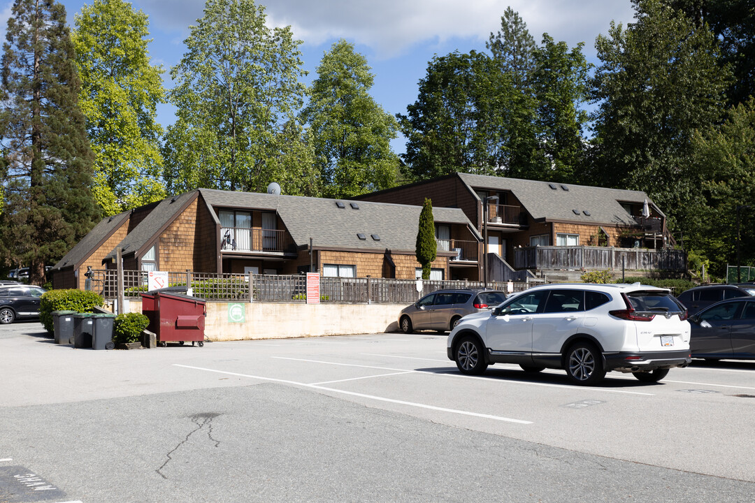 125 Moray St in Port Moody, BC - Building Photo