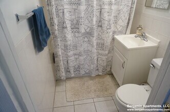 64 Brighton Ave, Unit 4 in Boston, MA - Building Photo - Building Photo