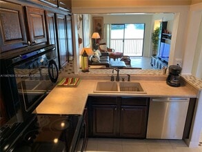 5200 NW 31st Ave in Fort Lauderdale, FL - Building Photo - Building Photo