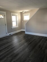 112 Moorewood Ave in Avon Lake, OH - Building Photo - Building Photo