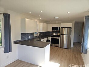 540 Ekekela Pl in Honolulu, HI - Building Photo - Building Photo