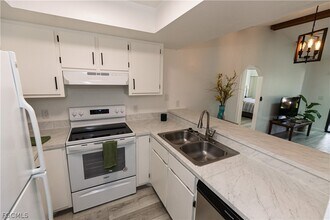 1420 Academy Blvd in Cape Coral, FL - Building Photo - Building Photo