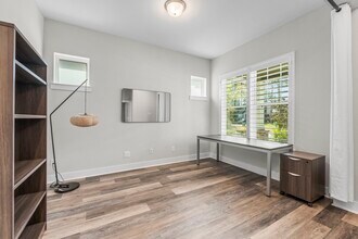 218 Thistle Dr in Montgomery, TX - Building Photo - Building Photo