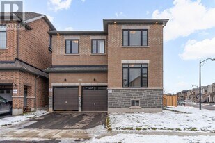 883 Plum Pl in Milton, ON - Building Photo