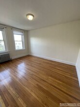 135 Washington St, Unit 43 in Boston, MA - Building Photo - Building Photo