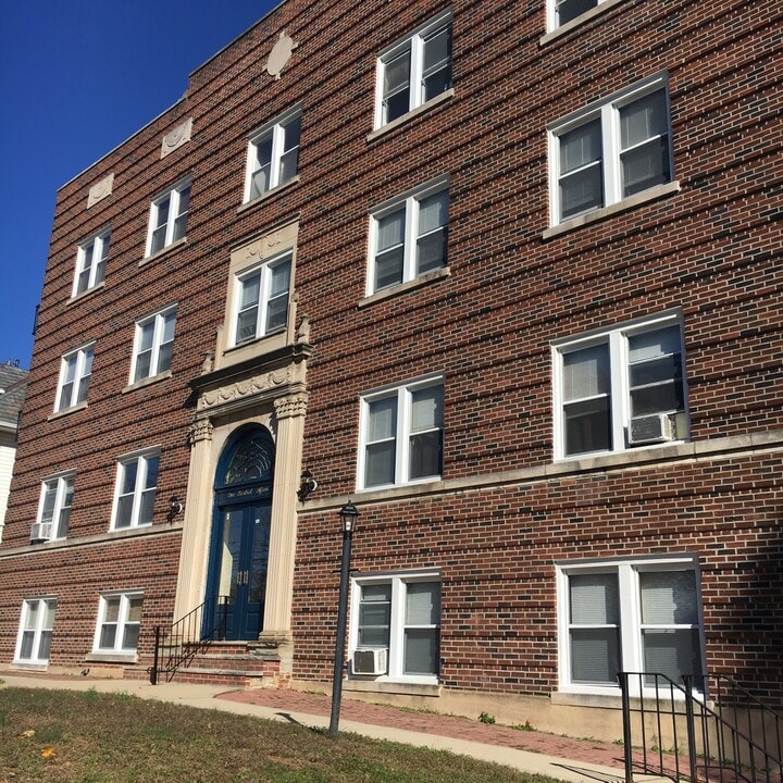 Highland Terrace Apartments in Highland Park, NJ - Foto de edificio